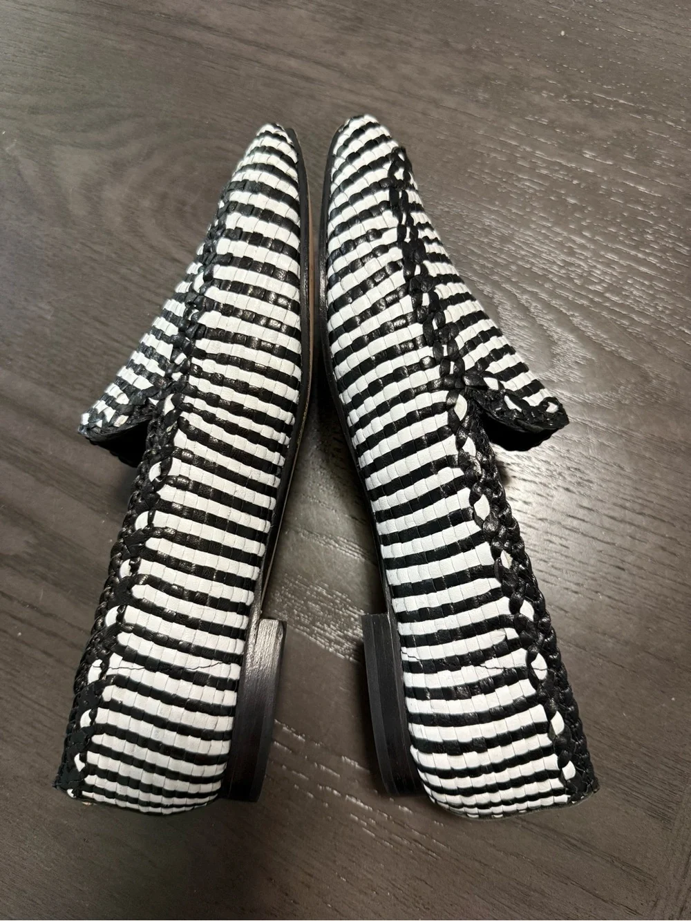 Kate Spade New York Woven Black White Loafers Women’s Size 10 B Leather Sole EUC